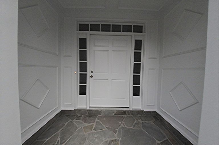 Well Detailed Entrance
