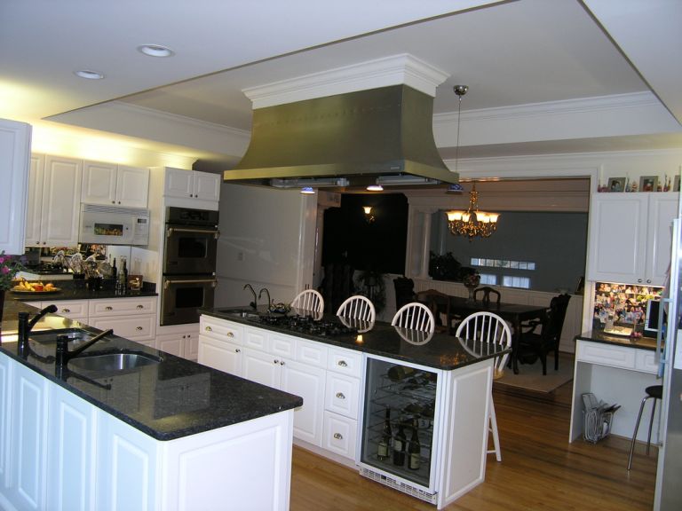 Interior kitchen with abundant light and function